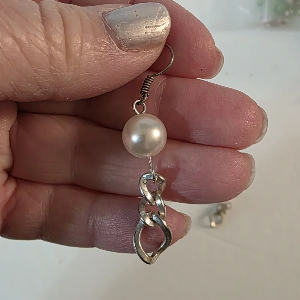 Elegant Pearl and Silver Earrings Set
